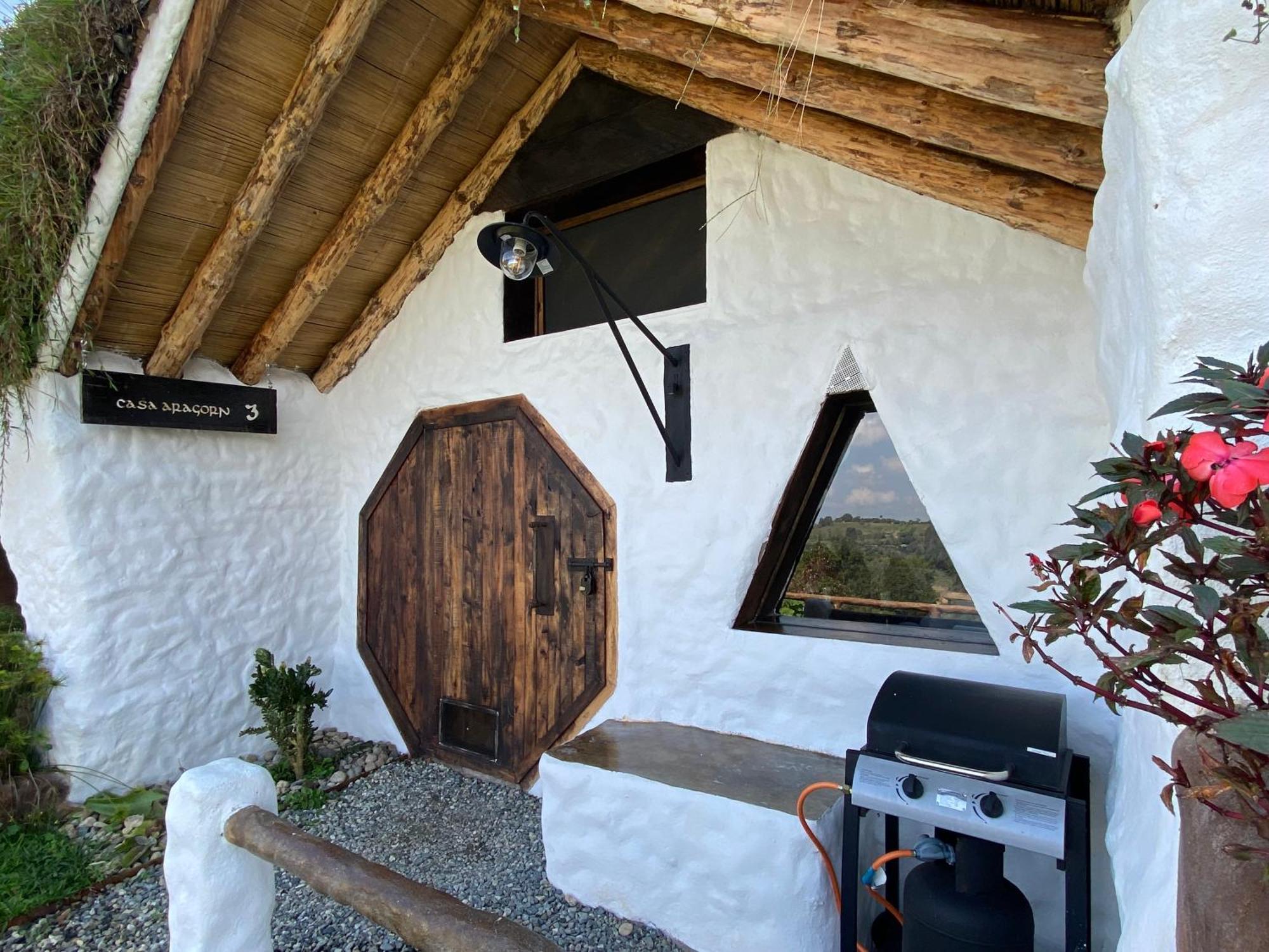Hobbit Hotel Ecolodge- Guatape Exterior photo