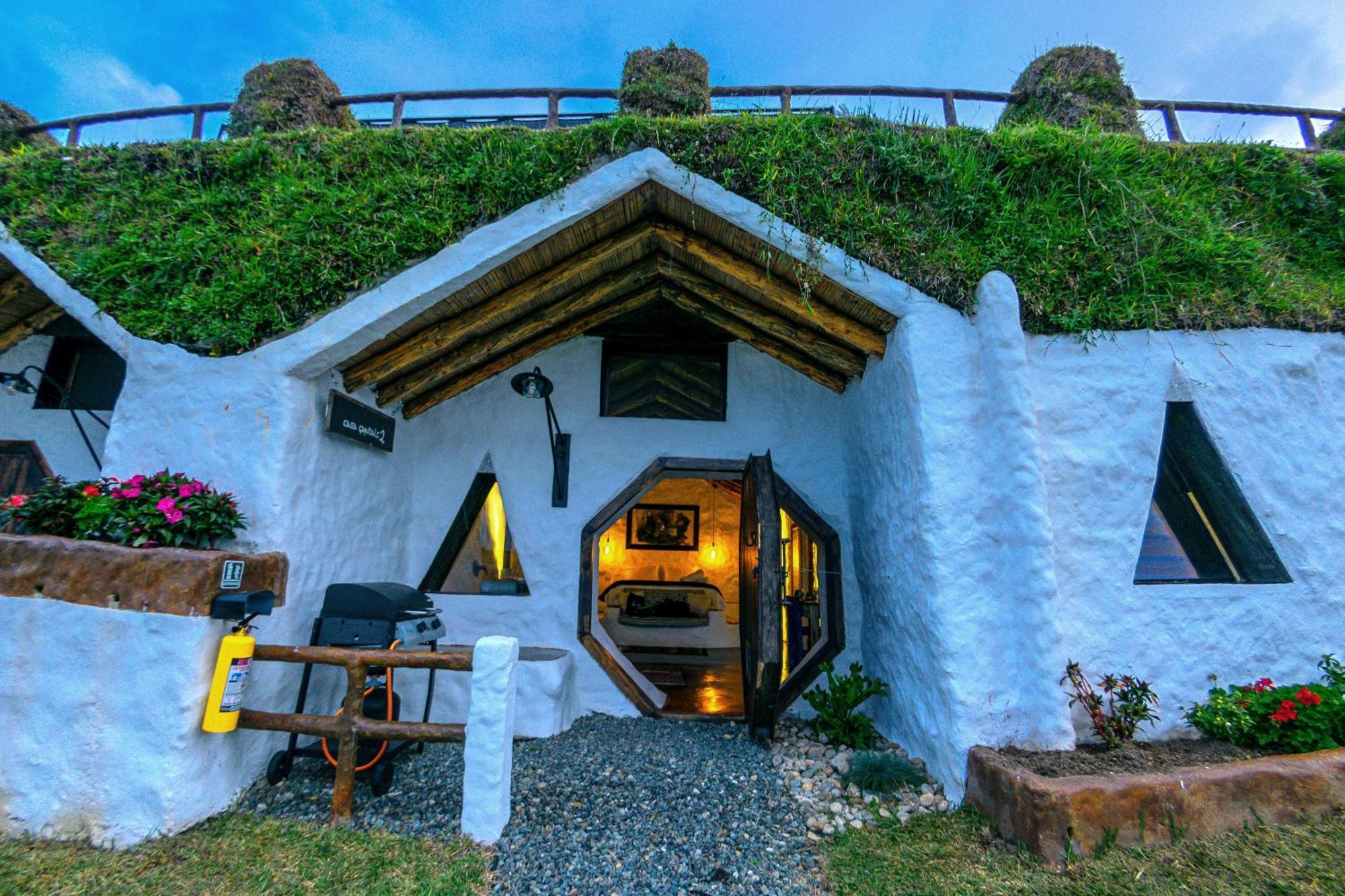 Hobbit Hotel Ecolodge- Guatape Exterior photo
